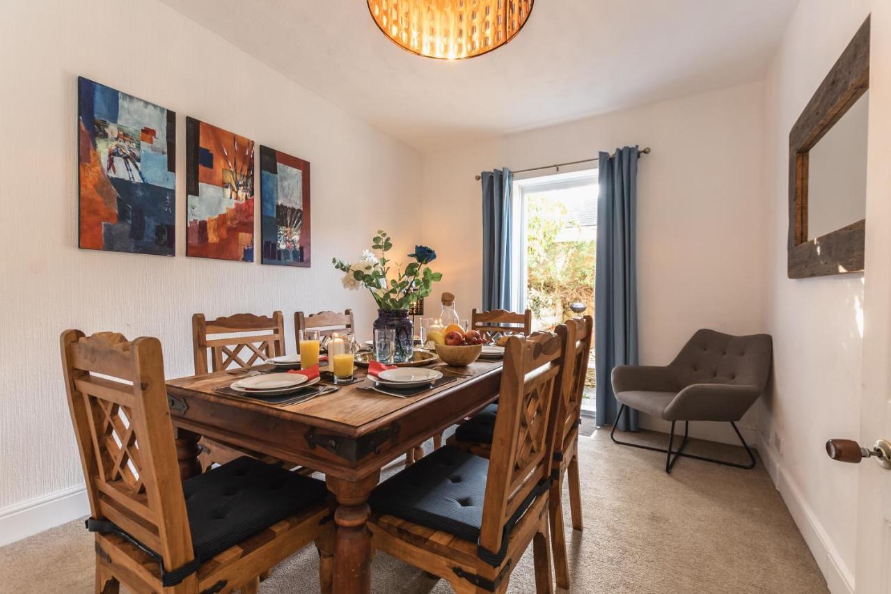 3-Bedroom House L Fast Wi-Fi L Garden L Newly Decorated L Close To Shops And Restaurants Борнмут Экстерьер фото